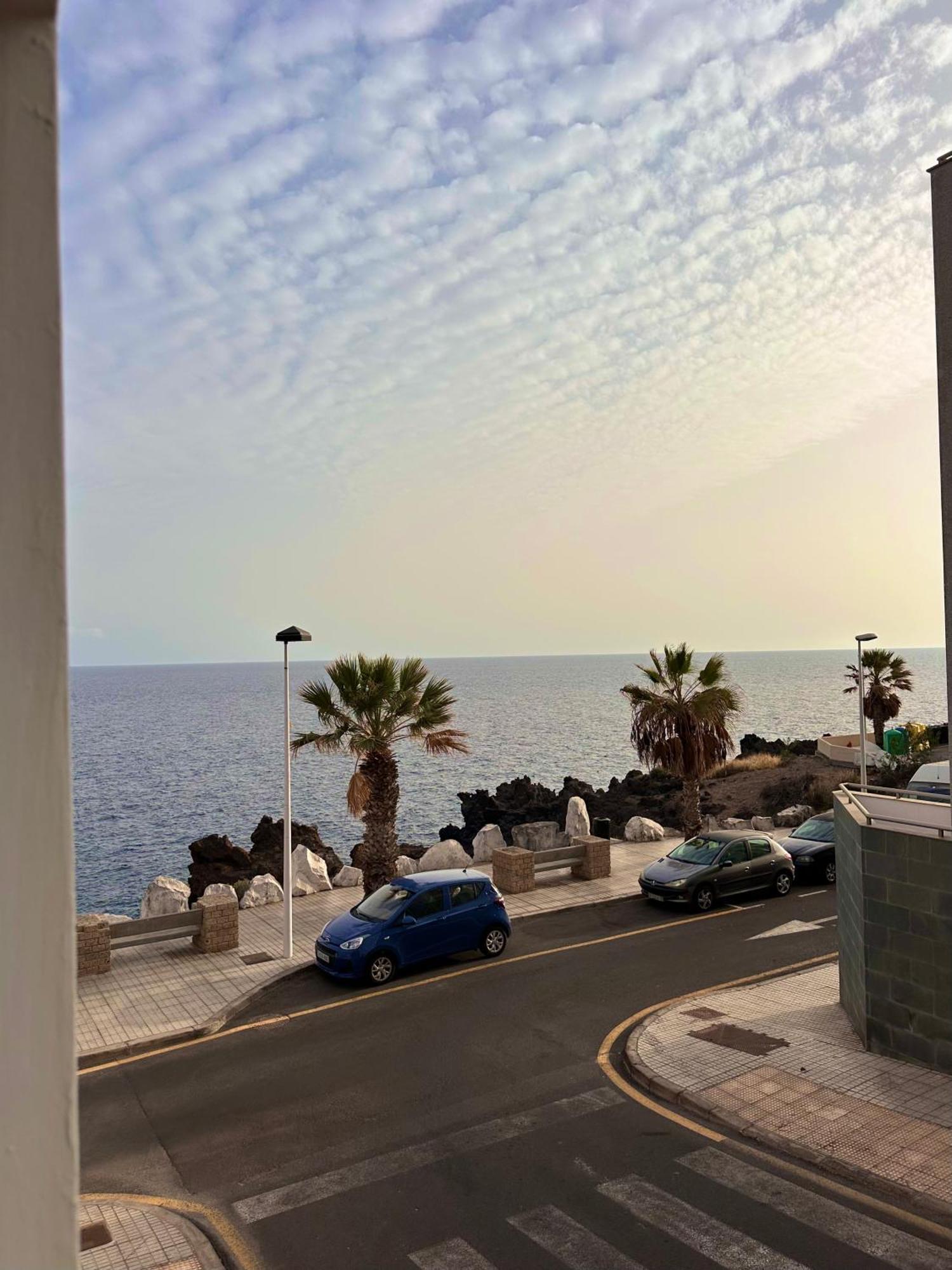 Apartamento Costero, Los Abrigos. エクステリア 写真