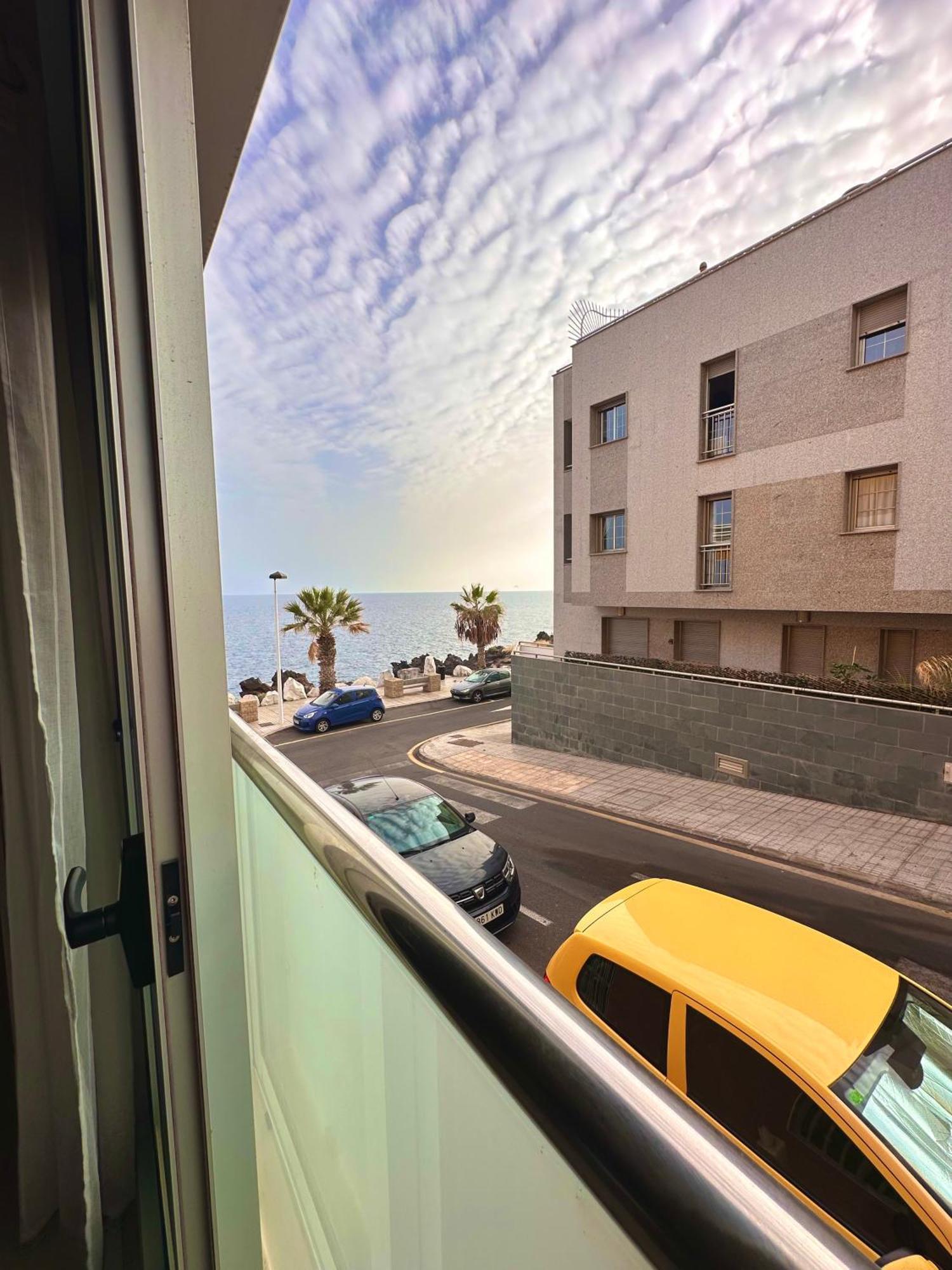Apartamento Costero, Los Abrigos. エクステリア 写真