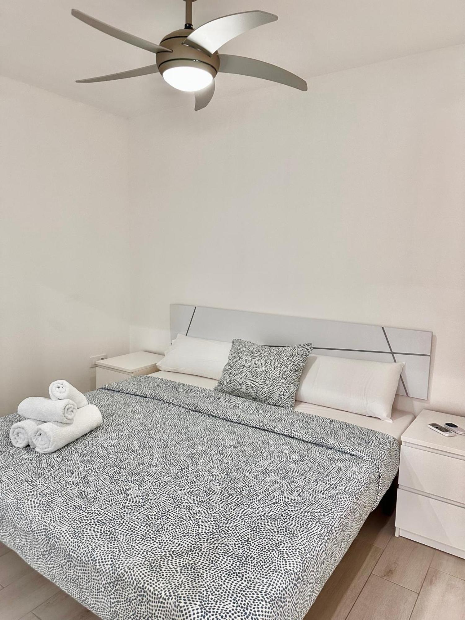 Apartamento Costero, Los Abrigos. エクステリア 写真