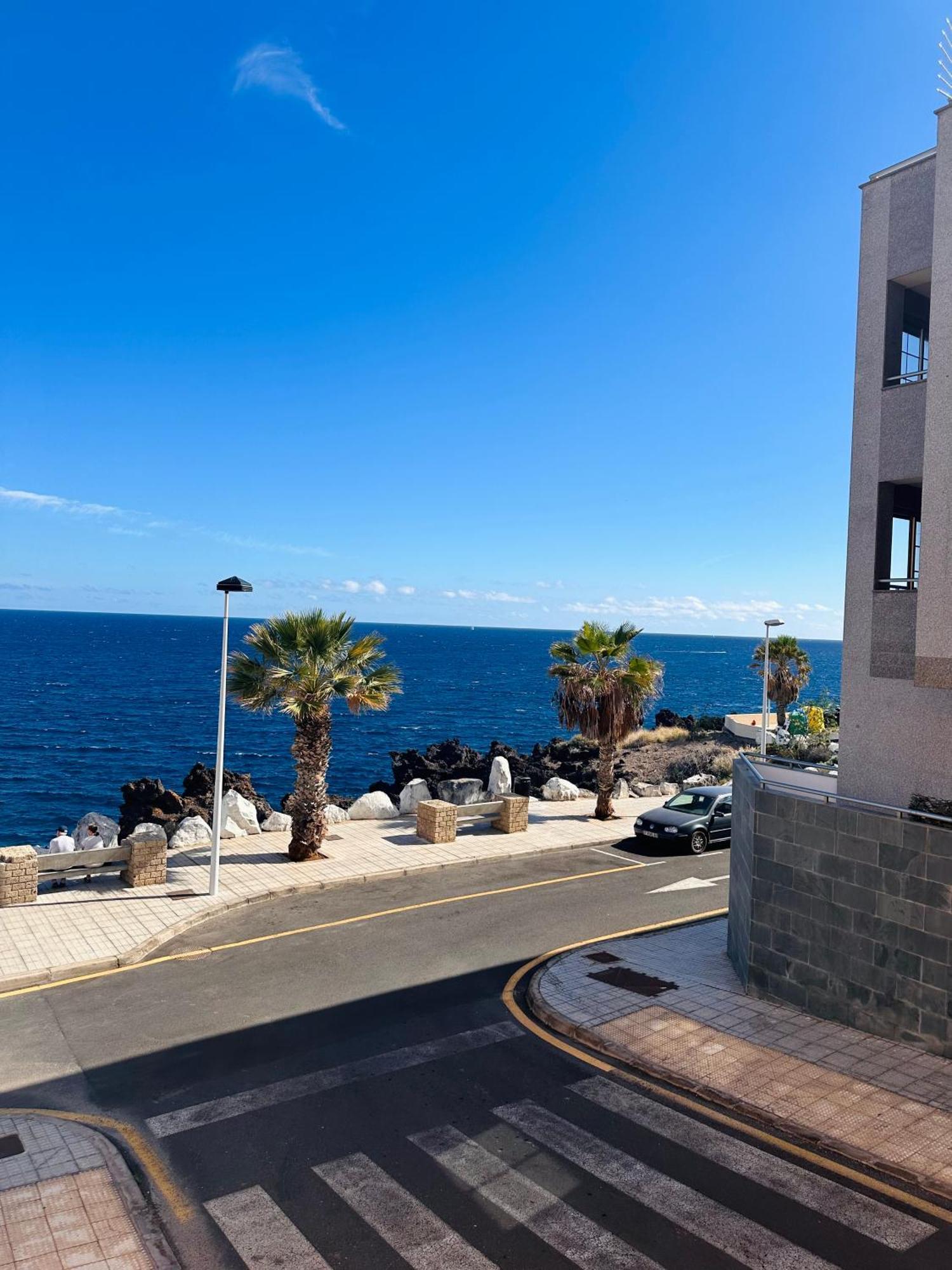Apartamento Costero, Los Abrigos. エクステリア 写真